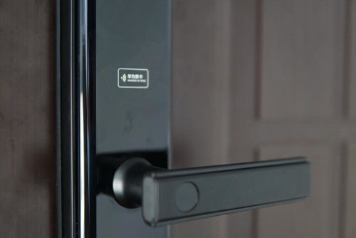 热门指纹锁 华为智选voc智能门锁s测评,安全好用智慧满满