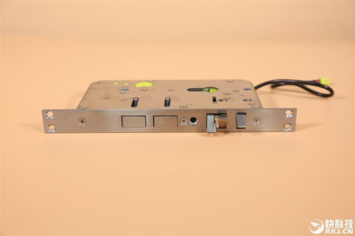 小米首款高端全自动智能锁图赏