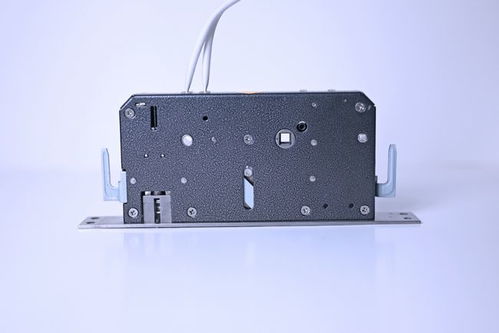 一握开启智能生活,体验超值指纹锁 荣耀voc智能门锁x6